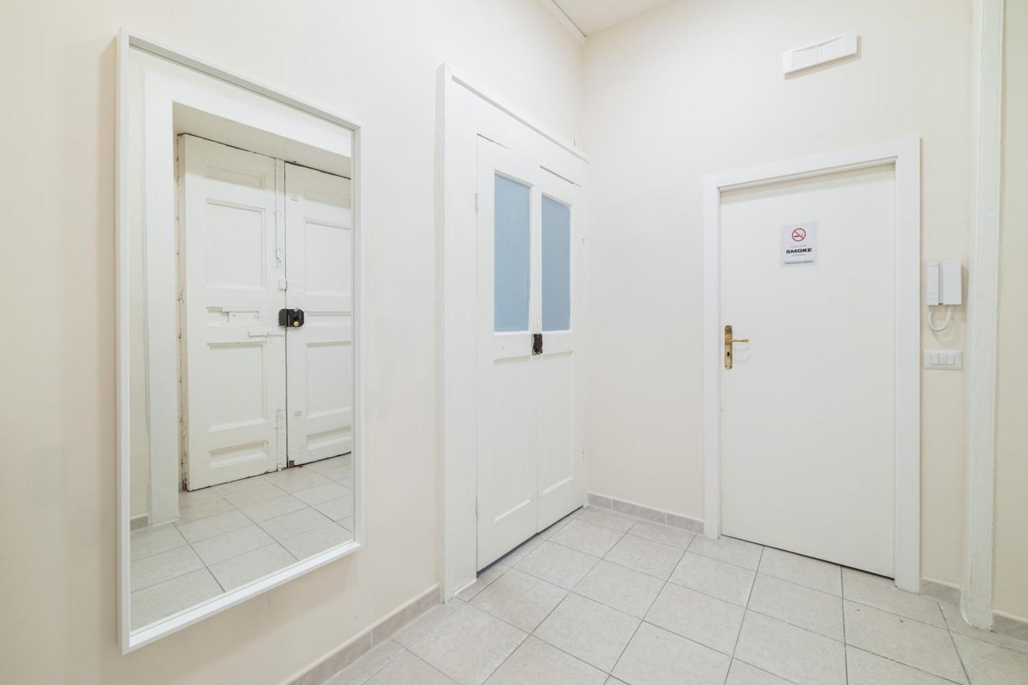 31 Saint Paul'S Apartment By Domusextra Napoli Ngoại thất bức ảnh