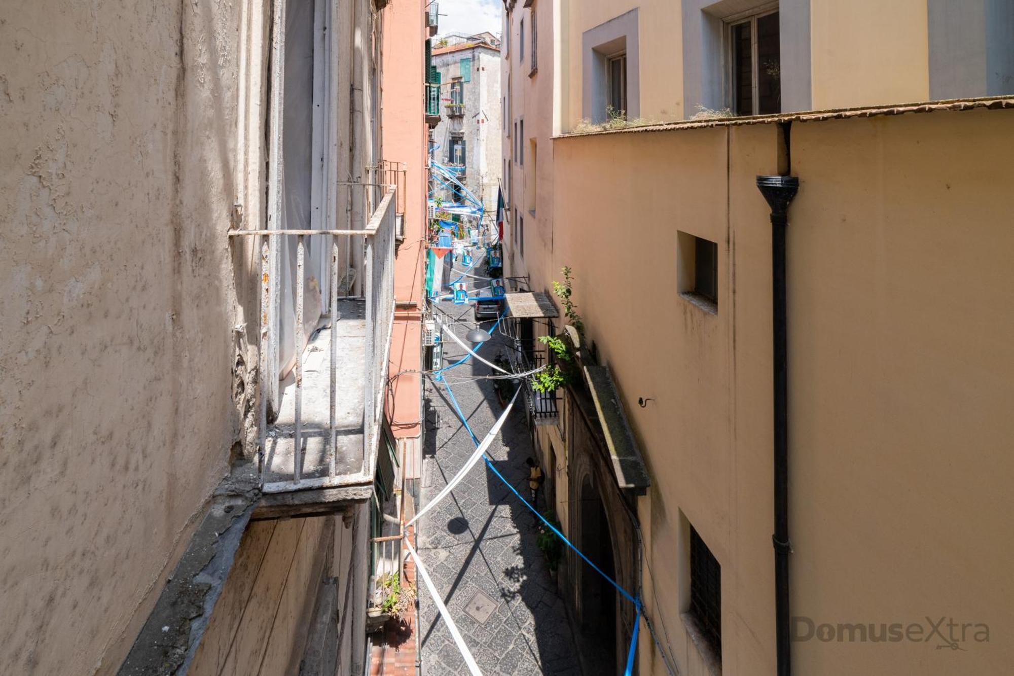 31 Saint Paul'S Apartment By Domusextra Napoli Ngoại thất bức ảnh